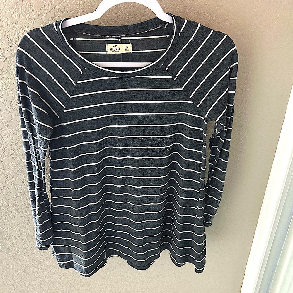 Hollister Long Sleeve Tee